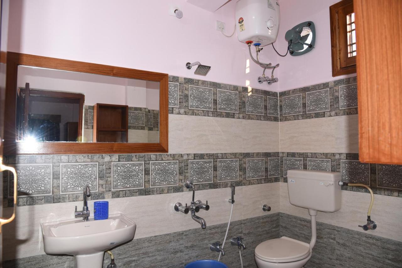 Anjani Mansion Hotel Hyderabad Ngoại thất bức ảnh