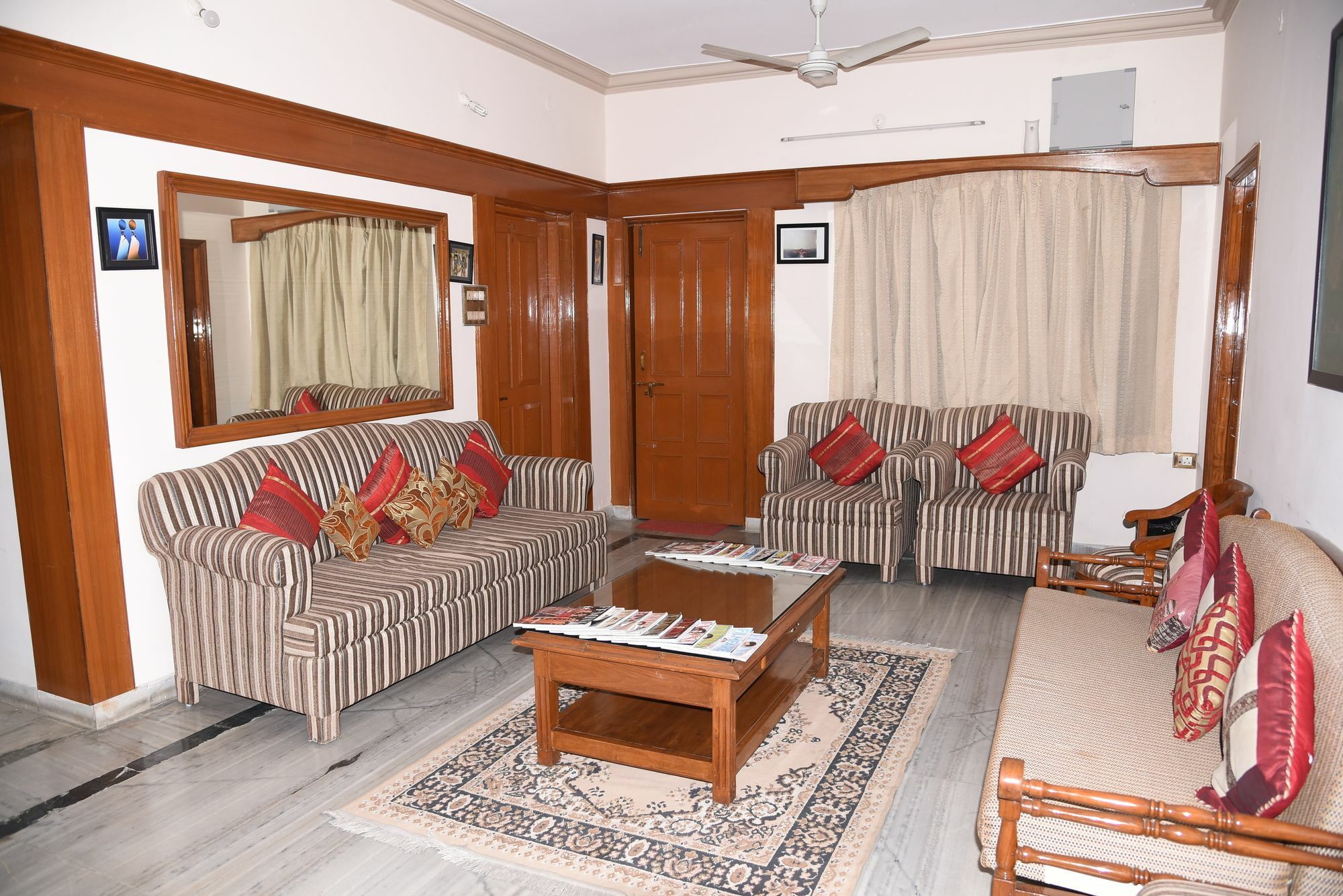 Anjani Mansion Hotel Hyderabad Ngoại thất bức ảnh